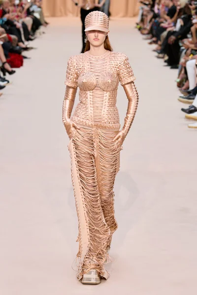 Look 17